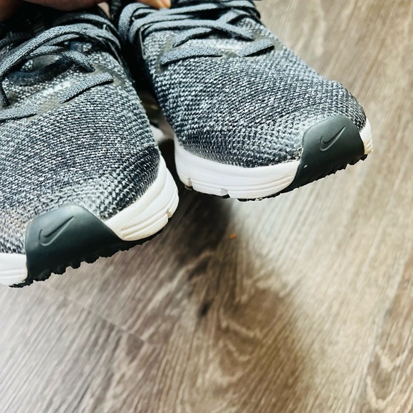 Nike Air Max Sequent 3 Running Shoes Black & white - Picture 3 of 8